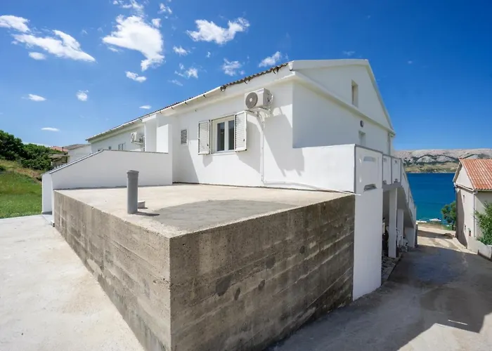 Bepo Apartments At Beach