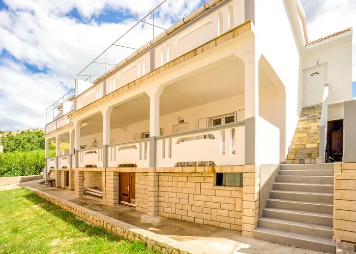 Bepo Apartments At Beach